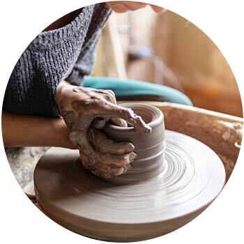 The Arts Council of Princeton offers classes in ceramics.