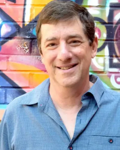 Joe-Kossow-Headshot-scaled-e1700598143948